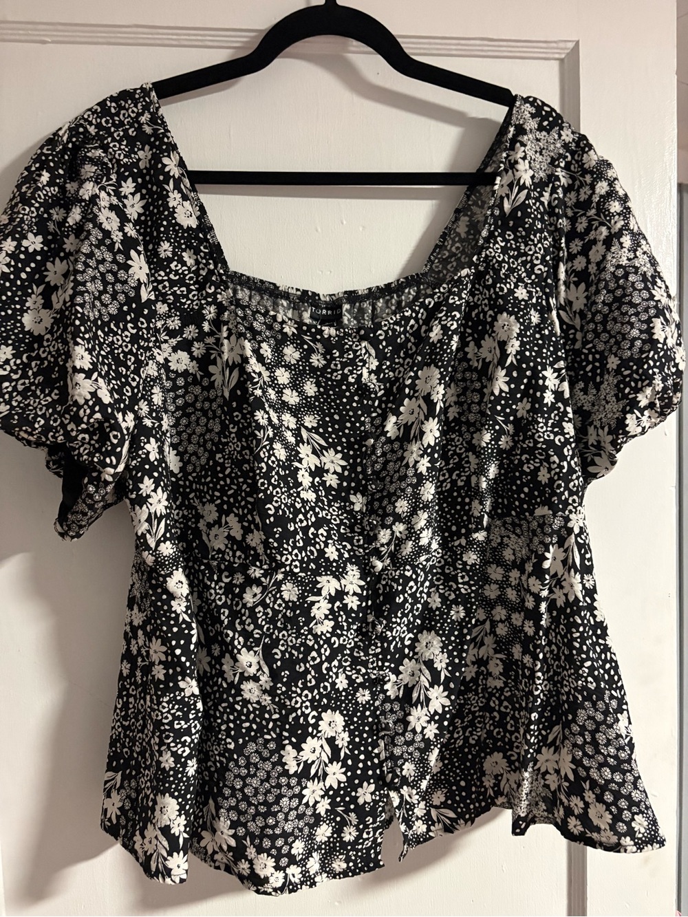 TORRID Peplum Square Neck Puff Sleeve Top
